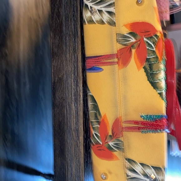 Boutique yellow canvas parrot sequins tote bag. GUC - Picture 5 of 8
